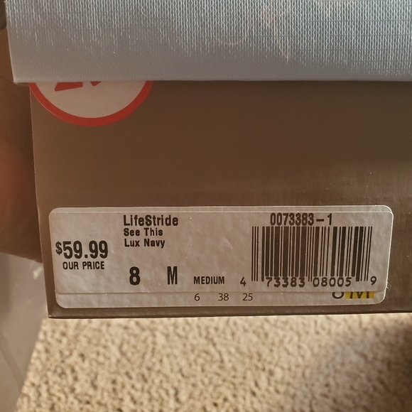 Shoes - Picture 5 of 8